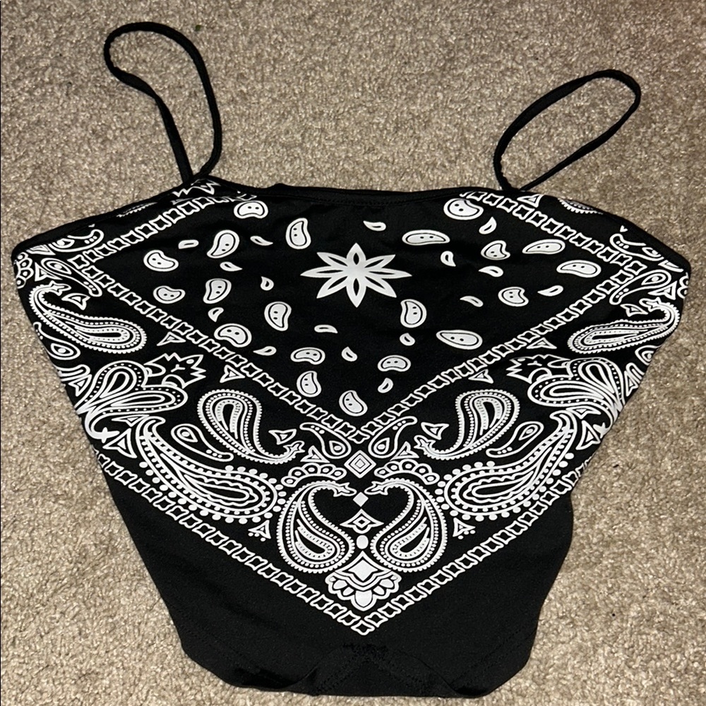 Black and White Paisley Women's Top